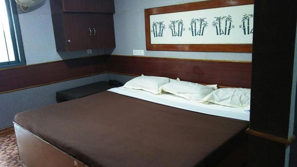 Chill Out Resort Perundurai Exterior photo